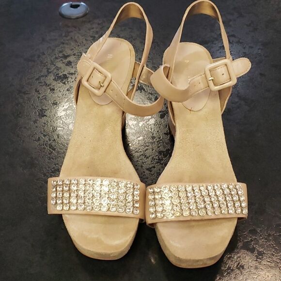 Ninewest shoes   - Picture 1 of 5